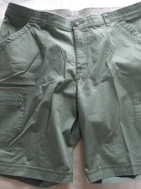 Lee Comfort Band Light Green Cargo Bermuda Shorts Size 20W